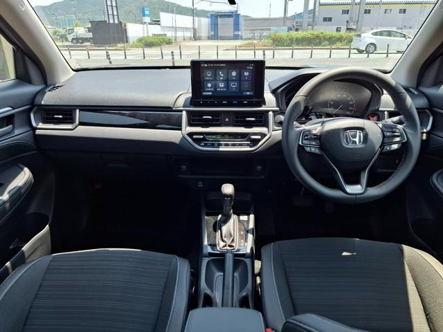 ＷＲ－Ｖ Ｚ＋　Ｈｏｎｄａ　ＳＥＮＳＩＮＧ　純正ディスプレイオーディオ　スマートキー　ＬＥＤヘッドライト（17枚目）