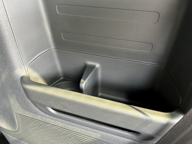 Ｎ－ＢＯＸカスタム ベースグレード　Ｈｏｎｄａ　ＳＥＮＳＩＮＧ　両側スライド片側電動ドア　スマートキー　シートヒーター　ＬＥＤヘッドライト（8枚目）