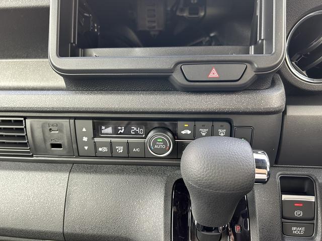 Ｎ－ＢＯＸカスタム ベースグレード　Ｈｏｎｄａ　ＳＥＮＳＩＮＧ　両側スライド片側電動ドア　スマートキー　シートヒーター　ＬＥＤヘッドライト（21枚目）