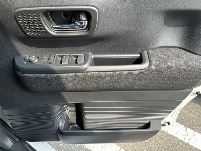 Ｎ－ＢＯＸカスタム ベースグレード　Ｈｏｎｄａ　ＳＥＮＳＩＮＧ　両側スライド片側電動ドア　スマートキー　シートヒーター　ＬＥＤヘッドライト（41枚目）