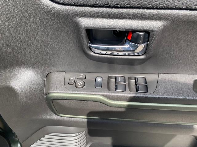 ハスラー タフワイルド　衝突被害軽減ブレーキ　スマートキー　車線逸脱防止装置　クリアランスソナー　ＥＣＳ　アイドリングストップ　ＥＣＳ　シートヒーター　ＬＥＤヘッドライト（19枚目）