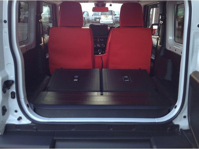 ジムニー ＸＣ　衝突被害軽減ブレーキ　車線逸脱防止装置　スマートキー　ヒルディセントコントロール　クリアランスソナー　アイドリングストップ　シートヒーター　ＥＣＳ　ＡＣＣ　ＬＥＤヘッドライト（13枚目）