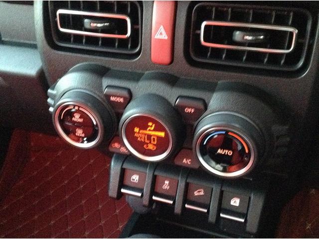ジムニー ＸＣ　衝突被害軽減ブレーキ　車線逸脱防止装置　スマートキー　ヒルディセントコントロール　クリアランスソナー　アイドリングストップ　シートヒーター　ＥＣＳ　ＡＣＣ　ＬＥＤヘッドライト（21枚目）