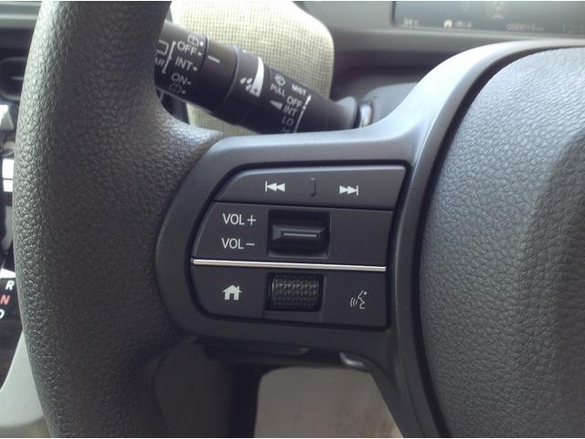 フリード エアー　Ｈｏｎｄａ　ＳＥＮＳＩＮＧ　　両側電動スライドドア　　スマートキー　クリアランスソナー　アイドリングストップ　ＥＣＳ　ＡＣＣ　ＬＥＤヘッドライト（39枚目）