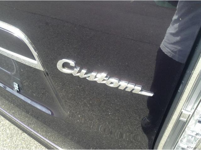 快適なカーライフを過ごしていただくためにオイル交換〜定期点検や車検整備なども実施。