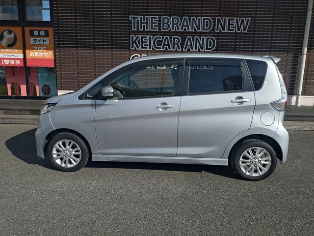 デイズ ハイウェイスターＸ　Ｖセレクション＋セーフティＩＩ　アラウンドビューモニタ　衝突被害軽減ブレーキ　スマートキー　ＥＣＳ　ＨＩＤヘッドライト（8枚目）