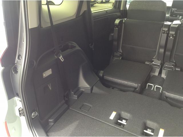 シエンタ ハイブリッドＺ　純正ディスプレイオーディオ・バックカメラ　衝突被害軽減ブレーキ　両側電動スライドドア　スマートキー　シート・ハンドルヒーター　ＥＴＣ　ＥＣＳ　ＬＥＤヘッドライト（16枚目）