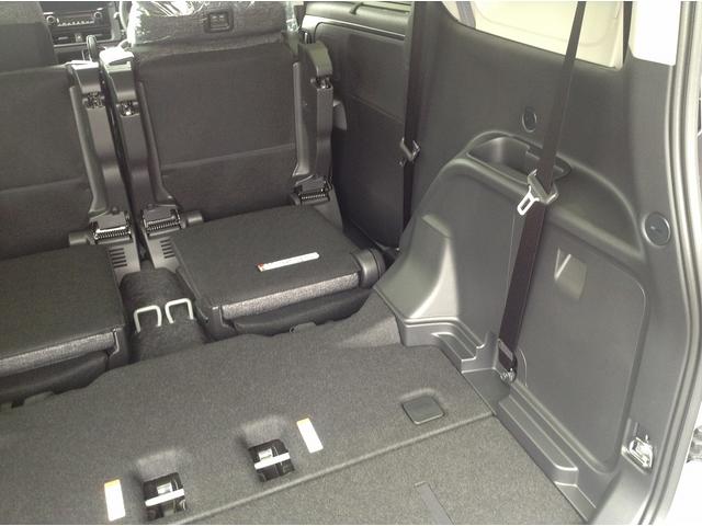 シエンタ ハイブリッドＺ　純正ディスプレイオーディオ・バックカメラ　衝突被害軽減ブレーキ　両側電動スライドドア　スマートキー　シート・ハンドルヒーター　ＥＴＣ　ＥＣＳ　ＬＥＤヘッドライト（17枚目）