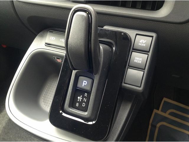 シエンタ ハイブリッドＺ　純正ディスプレイオーディオ・バックカメラ　衝突被害軽減ブレーキ　両側電動スライドドア　スマートキー　シート・ハンドルヒーター　ＥＴＣ　ＥＣＳ　ＬＥＤヘッドライト（29枚目）