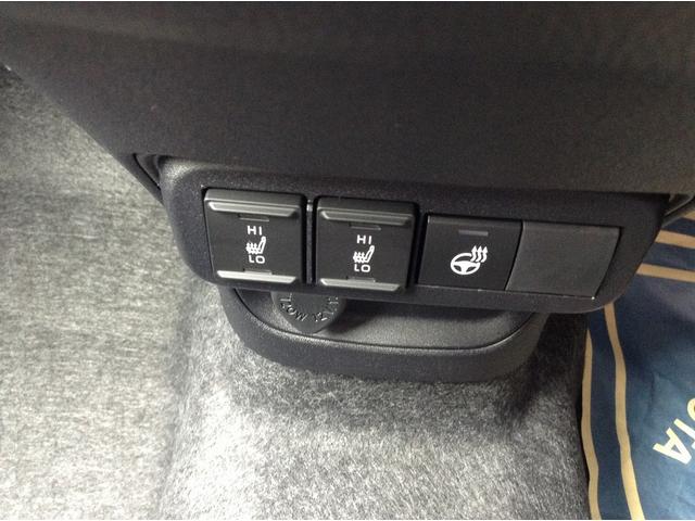 シエンタ ハイブリッドＺ　純正ディスプレイオーディオ・バックカメラ　衝突被害軽減ブレーキ　両側電動スライドドア　スマートキー　シート・ハンドルヒーター　ＥＴＣ　ＥＣＳ　ＬＥＤヘッドライト（31枚目）