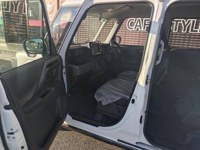 スペーシアギア ハイブリッドＸＺ　両側電動スライドドア　衝突被害軽減ブレーキ　スマートキー　クリアランスソナー　アイドリングストップ　サーキュレーター　ＥＣＳ　ＡＣＣ　ＬＥＤヘッドライト（12枚目）