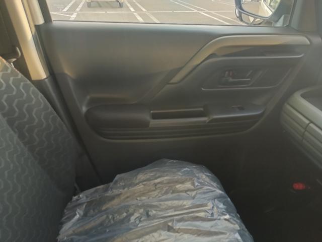 スペーシアギア ハイブリッドＸＺ　両側電動スライドドア　衝突被害軽減ブレーキ　スマートキー　クリアランスソナー　アイドリングストップ　サーキュレーター　ＥＣＳ　ＡＣＣ　ＬＥＤヘッドライト（33枚目）