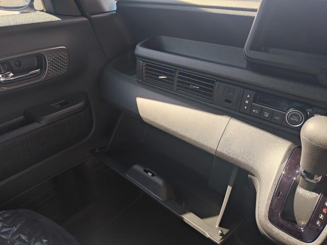 N-BOXカスタム ベースグレード Honda SENSING 両側スライド片側電動ドア スマートキー シートヒーター ACC ECS LEDヘッドライト(29枚目)