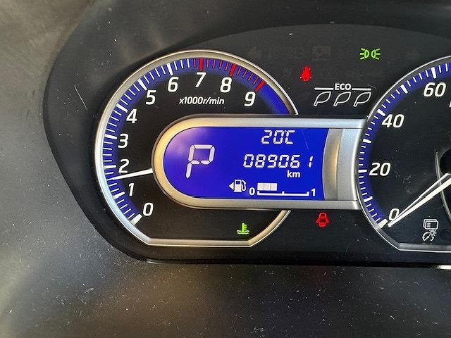 デイズ ハイウェイスター　Ｘ　ナビ・バックカメラ　衝突被害軽減ブレーキ　スマートキー　アイドリングストップ　ＥＣＳ　ＨＩＤヘッドライト（3枚目）