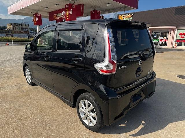 デイズ ハイウェイスター　Ｘ　ナビ・バックカメラ　衝突被害軽減ブレーキ　スマートキー　アイドリングストップ　ＥＣＳ　ＨＩＤヘッドライト（8枚目）