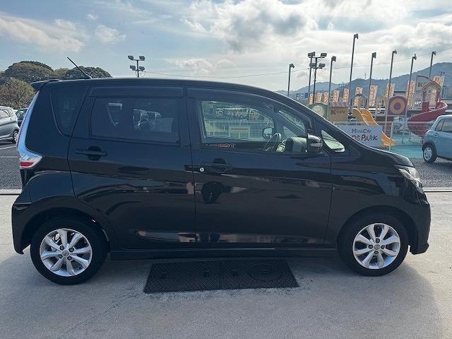 デイズ ハイウェイスター　Ｘ　ナビ・バックカメラ　衝突被害軽減ブレーキ　スマートキー　アイドリングストップ　ＥＣＳ　ＨＩＤヘッドライト（11枚目）