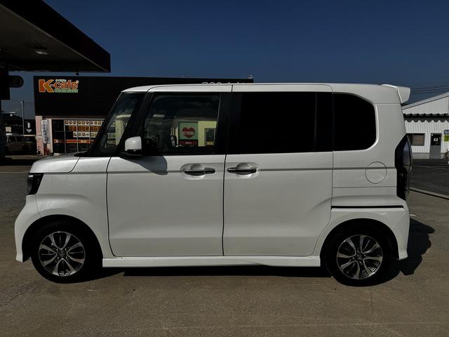 Ｎ－ＢＯＸカスタム Ｌ　Ｈｏｎｄａ　ＳＥＮＳＩＮＧ　フルセグナビＢｌｕｅｔｏｏｔｈ付　バックカメラ　両側スライド片側電動ドア　スマートキー　シートヒーター　ＡＣＣ　ＥＣＳ　ＥＴＣ　ＬＥＤヘッドライト（6枚目）