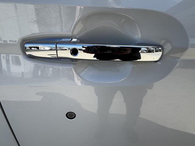 Ｎ－ＢＯＸカスタム Ｌ　Ｈｏｎｄａ　ＳＥＮＳＩＮＧ　フルセグナビＢｌｕｅｔｏｏｔｈ付　バックカメラ　両側スライド片側電動ドア　スマートキー　シートヒーター　ＡＣＣ　ＥＣＳ　ＥＴＣ　ＬＥＤヘッドライト（15枚目）