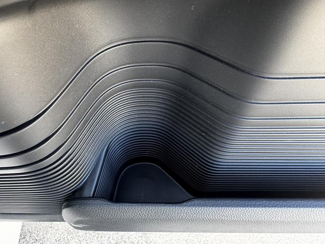 Ｎ－ＢＯＸカスタム Ｌ　Ｈｏｎｄａ　ＳＥＮＳＩＮＧ　フルセグナビＢｌｕｅｔｏｏｔｈ付　バックカメラ　両側スライド片側電動ドア　スマートキー　シートヒーター　ＡＣＣ　ＥＣＳ　ＥＴＣ　ＬＥＤヘッドライト（26枚目）