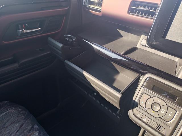 スペーシアカスタム ハイブリッドＸＳ　両側電動スライドドア　スマートキー　衝突被害軽減ブレーキ　アイドリングストップ　ＥＣＳ　シート＆ハンドルヒーター　サーキュレーター　ＬＥＤヘッドライト（30枚目）