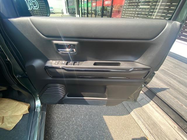 ハスラー ハイブリッドＸ　衝突被害軽減ブレーキ　車線逸脱防止装置　スマートキー　クリアランスソナー　アイドリングストップ　ＡＣＣ　ＥＣＳ　シートヒーター　ＬＥＤヘッドライト（17枚目）