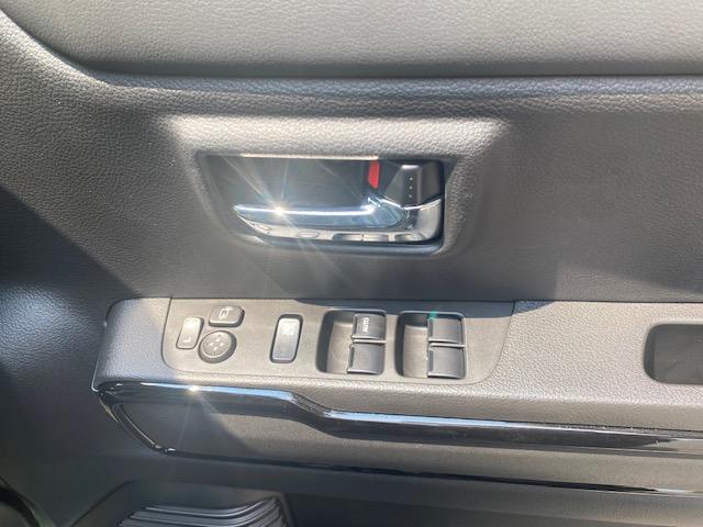 ハスラー ハイブリッドＸ　衝突被害軽減ブレーキ　車線逸脱防止装置　スマートキー　クリアランスソナー　アイドリングストップ　ＡＣＣ　ＥＣＳ　シートヒーター　ＬＥＤヘッドライト（18枚目）