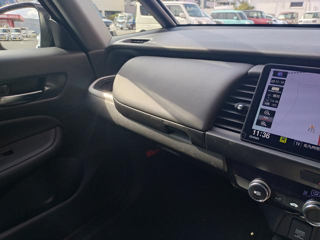 フィット ホーム　Ｈｏｎｄａ　ＳＥＮＳＩＮＧ　純正フルセグナビ　Ｂｌｕｅｔｏｏｔｈ付　バックカメラ　スマートキー　クリアランスソナー　ＡＣＣ　ＥＴＣ　ＥＣＳ　ドライブレコーダー　ＬＥＤヘッドライト（28枚目）