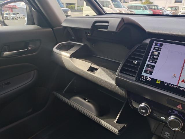 フィット ホーム　Ｈｏｎｄａ　ＳＥＮＳＩＮＧ　純正フルセグナビ　Ｂｌｕｅｔｏｏｔｈ付　バックカメラ　スマートキー　クリアランスソナー　ＡＣＣ　ＥＴＣ　ＥＣＳ　ドライブレコーダー　ＬＥＤヘッドライト（29枚目）