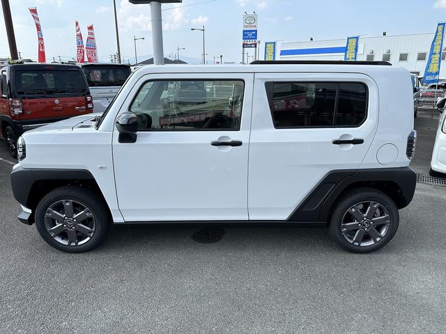 タフト G ダーククロムベンチャー 衝突被害軽減ブレーキ 車線逸脱防止装置 スマートキー クリアランスソナー アイドリングストップ ACC ECS シートヒーター LEDヘッドライト(9枚目)