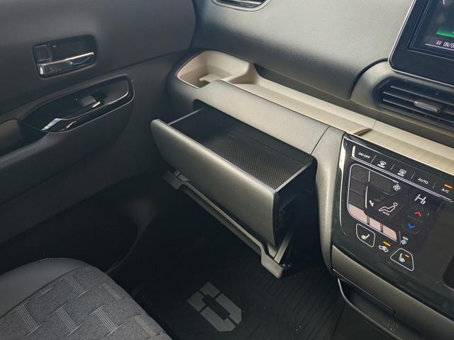 デリカミニ Ｇ　プレミアム　純正フルセグナビ　バックカメラ　両側電動スライドドア　スマートキー　衝突被害軽減ブレーキ　クリアランスソナー　ヒルディセントコントロール　ＥＴＣ　ＥＣＳ　サーキュレーター　　ＬＥＤヘッドライト（33枚目）