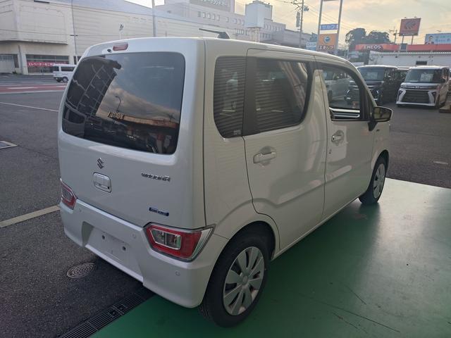 ワゴンＲ ハイブリッドＦＸ－Ｓ　衝突被害軽減ブレーキ　車線逸脱防止装置　スマートキー　クリアランスソナー　ＥＣＳ　ＡＣＣ　シートヒーター（6枚目）