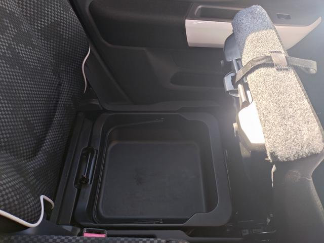 ハスラー Ｇ　フルセグナビ　スマートキー　衝突被害軽減ブレーキ　アイドリングストップ　シートヒーター　ＥＴＣ　ＥＣＳ　ドライブレコーダー　ＨＩＤヘッドライト（27枚目）