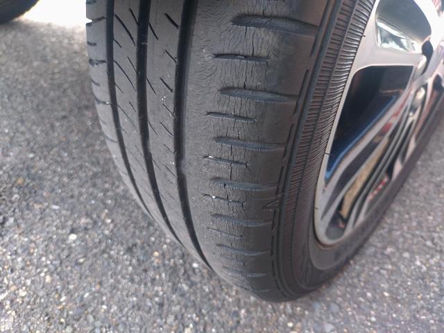 �y�[�Ԃ́A�X�s�[�f�B�[�ŁA���x�����͊y�X�I�z