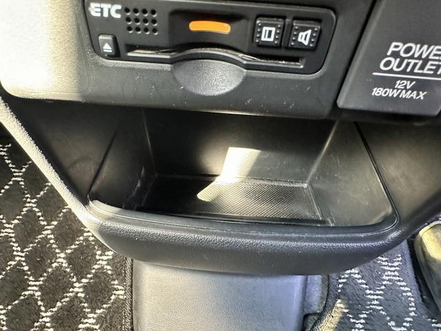 Ｎ－ＢＯＸカスタム Ｇ・Ｌパッケージ　純正フルセグナビ　Ｂｌｕｅｔｏｏｔｈ付　バックカメラ　両側スライド片側電動ドア　スマートキー　ＥＴＣ　ＥＣＳ　アイドリングストップ　ＨＩＤヘッドライト（33枚目）