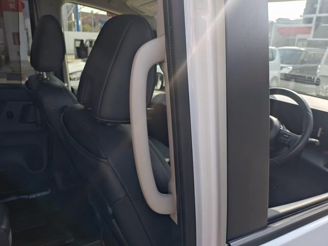 セレナ ハイウェイスターＶ　ナビ・Ｂｌｕｅｔｏｏｔｈ　バックカメラ　スマートキー　両側電動スライドドア　衝突被害軽減ブレーキ　アイドリングストップ　クリアランスソナー　ＥＴＣ　ＬＥＤヘッドライト　ＭＴモード付（24枚目）