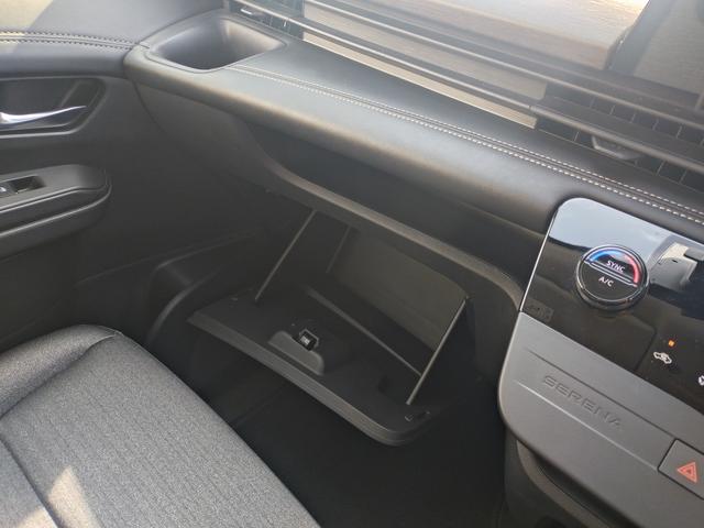 セレナ ハイウェイスターＶ　ナビ・Ｂｌｕｅｔｏｏｔｈ　バックカメラ　スマートキー　両側電動スライドドア　衝突被害軽減ブレーキ　アイドリングストップ　クリアランスソナー　ＥＴＣ　ＬＥＤヘッドライト　ＭＴモード付（34枚目）