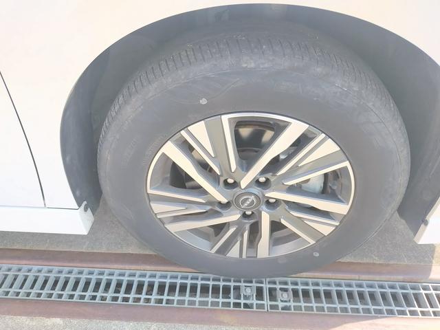 セレナ ハイウェイスターＶ　ナビ・Ｂｌｕｅｔｏｏｔｈ　バックカメラ　スマートキー　両側電動スライドドア　衝突被害軽減ブレーキ　アイドリングストップ　クリアランスソナー　ＥＴＣ　ＬＥＤヘッドライト　ＭＴモード付（48枚目）