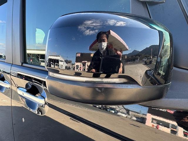 N-BOXカスタム G・Lホンダセンシング フルセグナビ・Bluetooth付 スマートキー 両側スライド片側電動ドア アイドリングストップ ETC ECS シートヒーター LEDヘッドライト(13枚目)