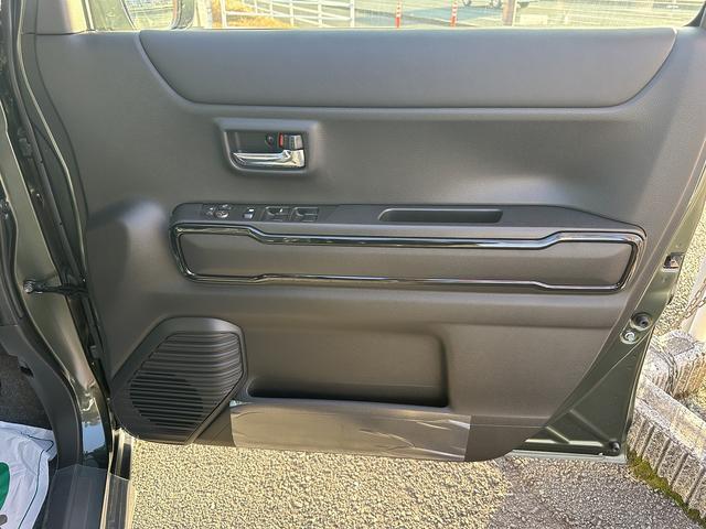 ハスラー ハイブリッドＸ　衝突被害軽減ブレーキ　車線逸脱防止装置　スマートキー　クリアランスソナー　アイドリングストップ　ＡＣＣ　ＥＣＳ　シートヒーター　ＬＥＤヘッドライト（3枚目）