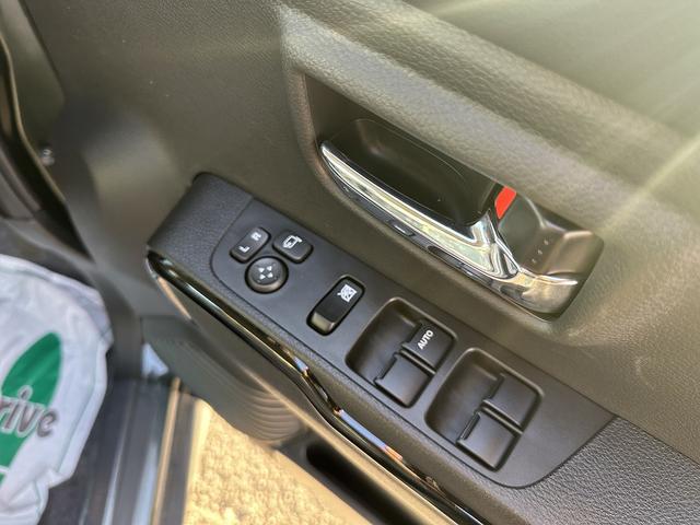 ハスラー ハイブリッドＸ　衝突被害軽減ブレーキ　車線逸脱防止装置　スマートキー　クリアランスソナー　アイドリングストップ　ＡＣＣ　ＥＣＳ　シートヒーター　ＬＥＤヘッドライト（31枚目）