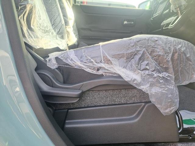 ハスラー ハイブリッドＸ　衝突被害軽減ブレーキ　車線逸脱防止装置　スマートキー　クリアランスソナー　アイドリングストップ　ＡＣＣ　ＥＣＳ　シートヒーター　ＬＥＤヘッドライト（19枚目）