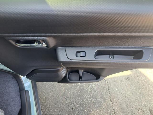 ハスラー ハイブリッドＸ　衝突被害軽減ブレーキ　車線逸脱防止装置　スマートキー　クリアランスソナー　アイドリングストップ　ＡＣＣ　ＥＣＳ　シートヒーター　ＬＥＤヘッドライト（39枚目）