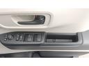 ベースグレード　Ｈｏｎｄａ　ＳＥＮＳＩＮＧ　両側スライド片側電動ドア　スマートキー　ＬＥＤヘッドライト（20枚目）