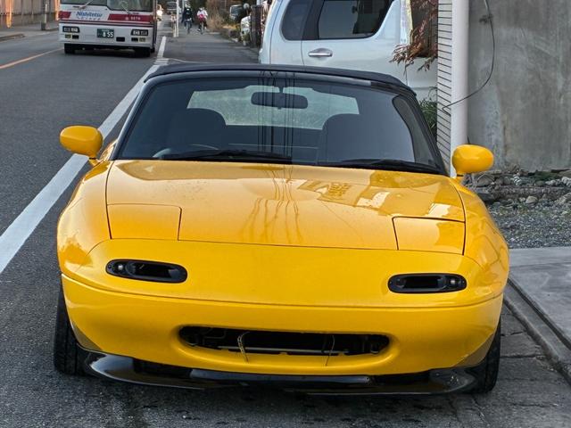 ユーノスロードスター ＪリミテッドＩＩ　社外ＡＷ・車高調・マキシムエＥＸマニホールド・触媒ストレート・社外サイドスカート、ガーニッシュ、テールランプ付き・５ＭＴ（2枚目）