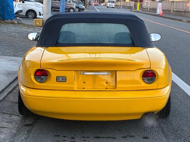 ユーノスロードスター ＪリミテッドＩＩ　社外ＡＷ・車高調・マキシムエＥＸマニホールド・触媒ストレート・社外サイドスカート、ガーニッシュ、テールランプ付き・５ＭＴ（4枚目）