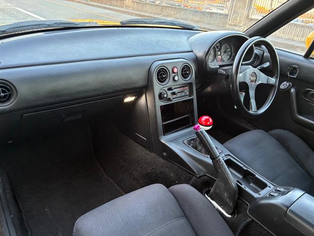 ユーノスロードスター ＪリミテッドＩＩ　社外ＡＷ・車高調・マキシムエＥＸマニホールド・触媒ストレート・社外サイドスカート、ガーニッシュ、テールランプ付き・５ＭＴ（9枚目）