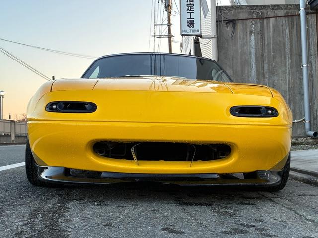 ユーノスロードスター ＪリミテッドＩＩ　社外ＡＷ・車高調・マキシムエＥＸマニホールド・触媒ストレート・社外サイドスカート、ガーニッシュ、テールランプ付き・５ＭＴ（16枚目）