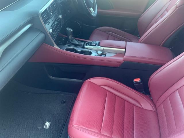 ＲＸ ＲＸ３００　Ｆスポーツ　サンルーフ・セーフティーシステム・全方位ドライブレコーダー・赤革シート（17枚目）