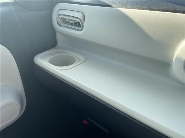 ムーヴキャンバス ストライプスＧ　届出済未使用車　衝突被害軽減ブレーキ　オートマチックハイビーム　レーンアシスト　両側電動スライドドア　アイドリングストップ　バックカメラ　盗難防止システム　寒冷地仕様　スマートキー　ベンチシート（31枚目）