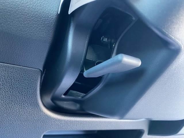 ムーヴキャンバス ストライプスＧ　届出済未使用車　衝突被害軽減ブレーキ　オートマチックハイビーム　レーンアシスト　両側電動スライドドア　アイドリングストップ　バックカメラ　盗難防止システム　寒冷地仕様　スマートキー　ベンチシート（32枚目）